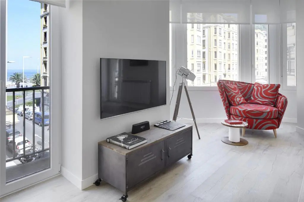 Zurriola Zinema by FeelFree Rentals