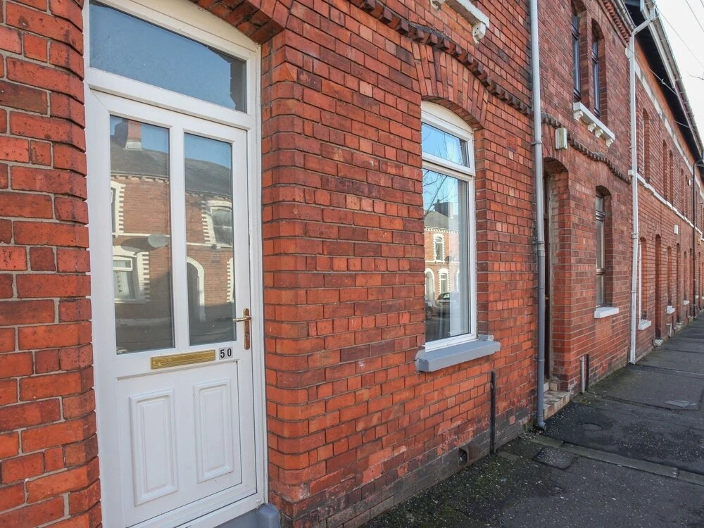 Belfast Budget Donegall Avenue 50