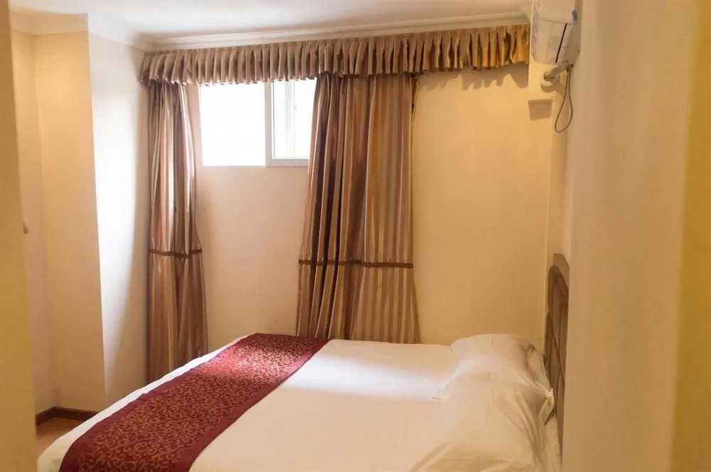 Chongqing Sipulan Express Hotel