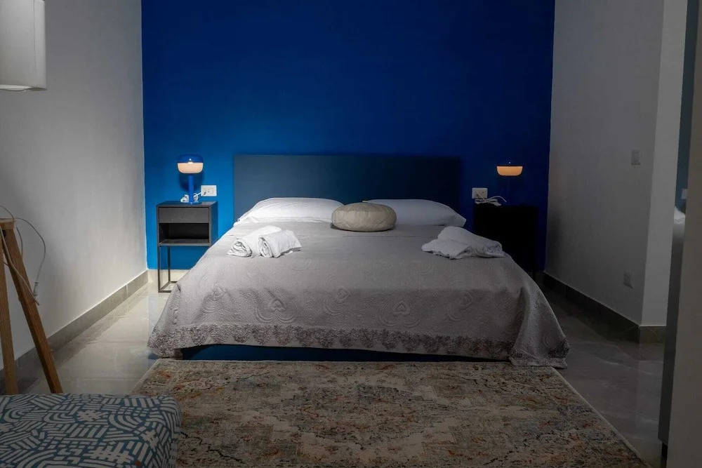Vesuvio Home Capodichino Blu