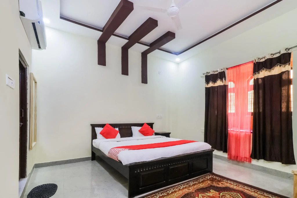 OYO 19618 S S Haveli