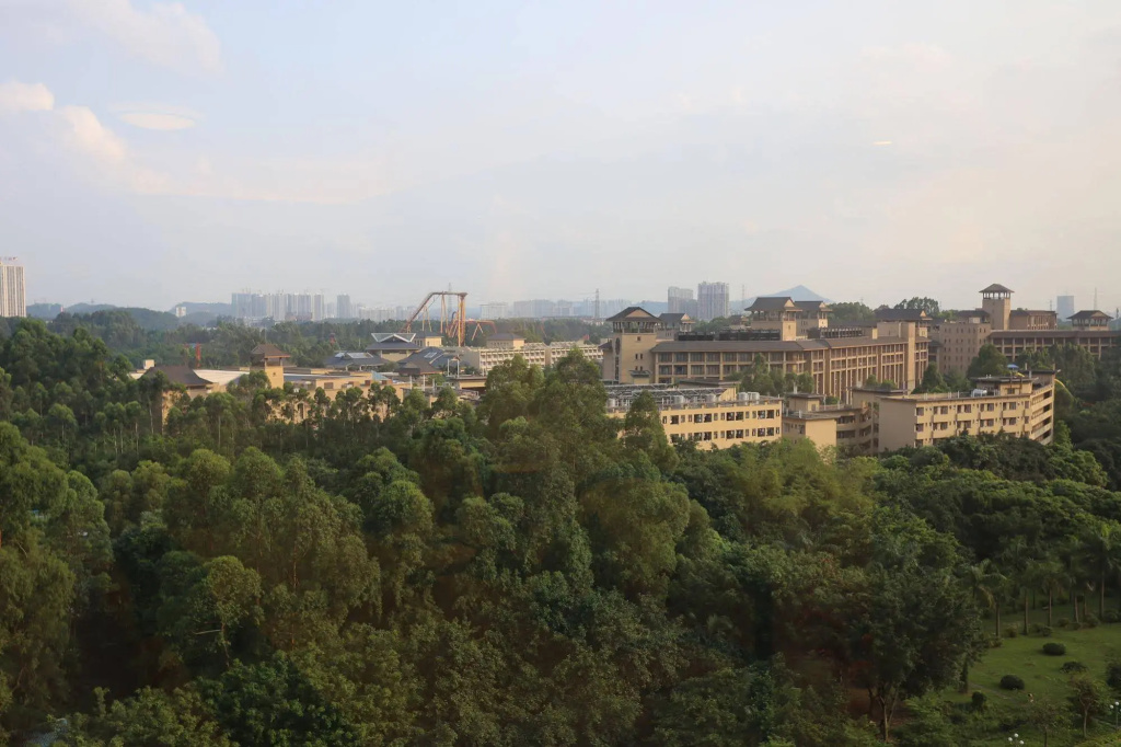 Nomo Apartment Changlong Paradise North Gate