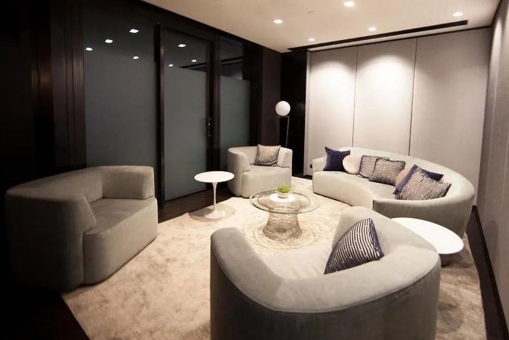 BHB Apartment in the Clouds