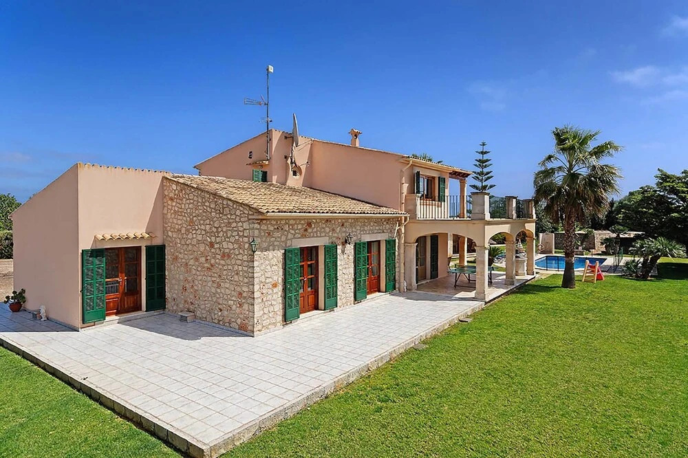 Villa Deu Quarterades