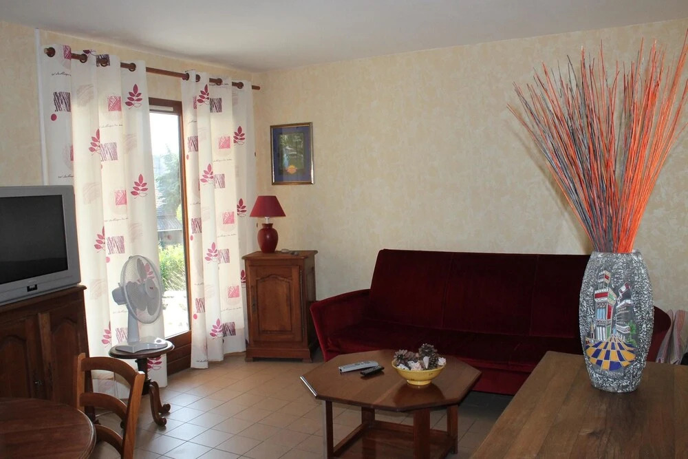 House With one Bedroom in Saint-martin-d'ardèche, With Wonderful Mount