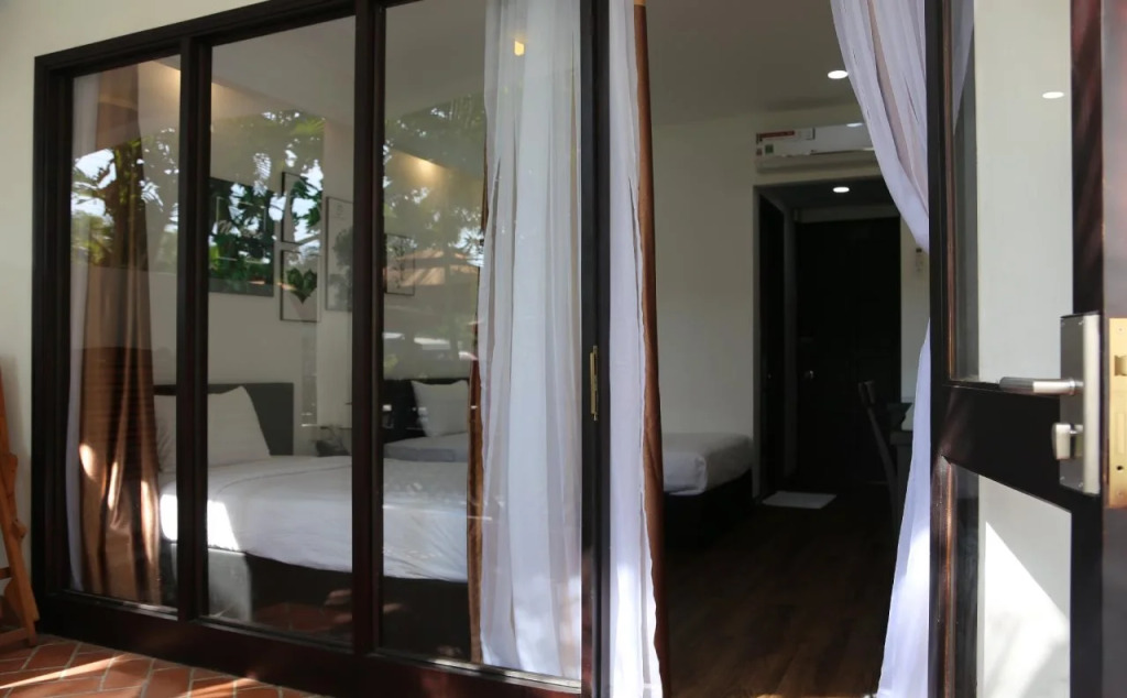 Sunshine Beach Resort