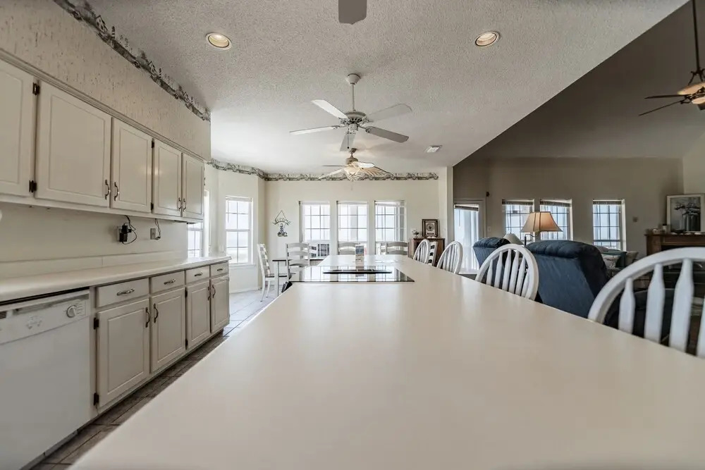 Relaxation - Large Bay Front Home Has Everything You Need For The Perfect Dauphin Island Family Holiday! 3 Bedroom Home by RedAwning