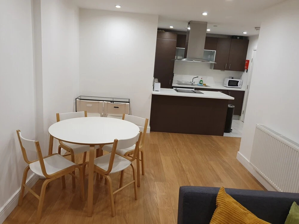 AMAZING 2 BEDS 2 BATHS 10min LDN BRIDGE