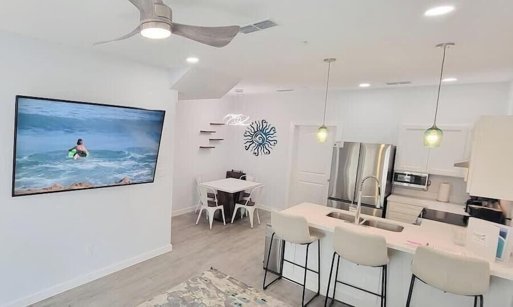 2 Levels - Heated Pool - New Townhome #4