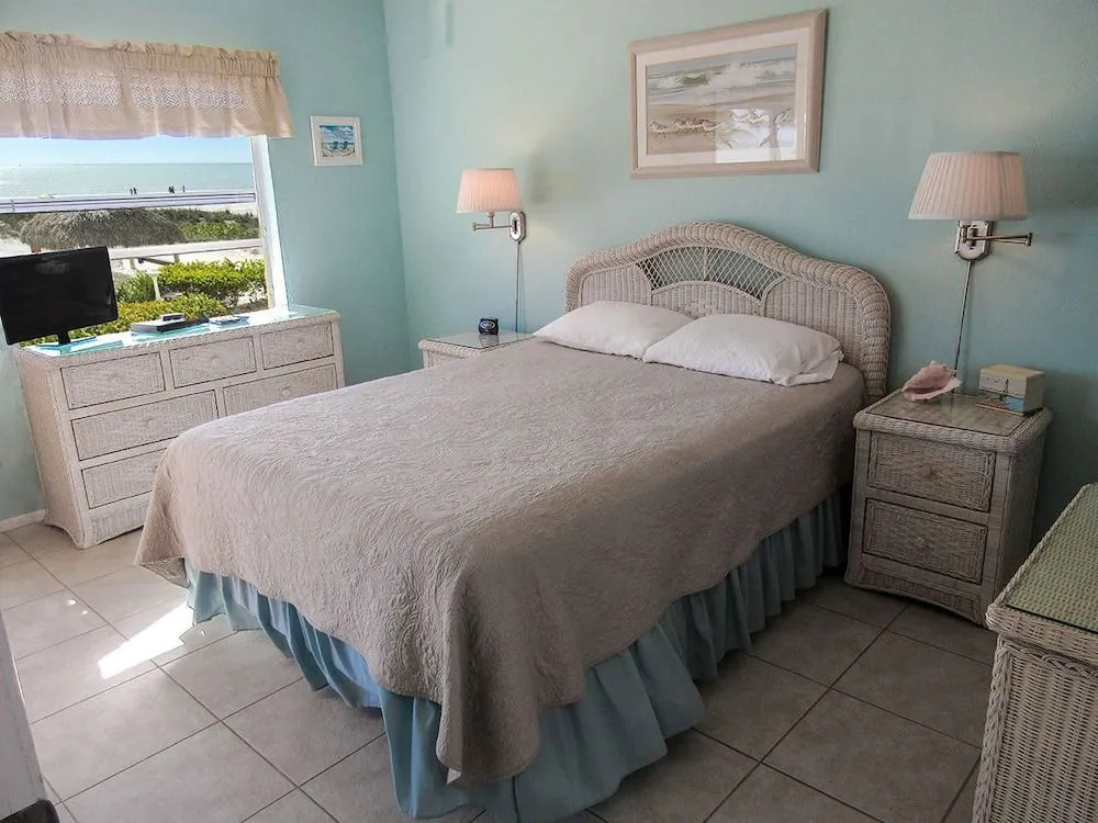 Estero Sands 103 2 Bedrooms 2 Bathrooms Condo