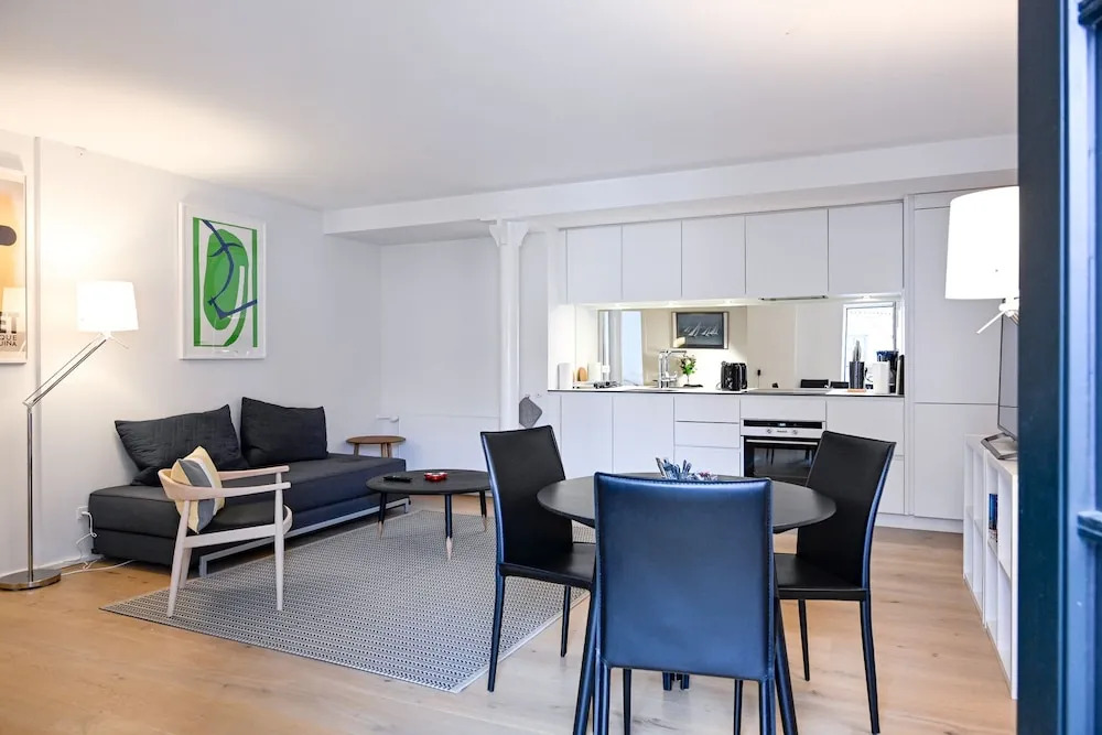 Modern and Bright Apartment in the Heart of Copenhagen