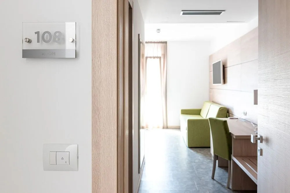 HOTEL TRILAGO