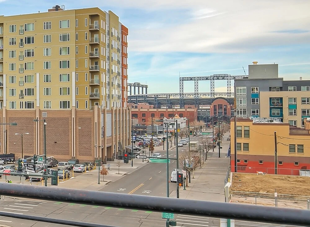 Swanky Downtown Loft! City Views! Sleeps 10!