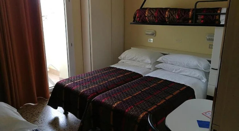 Hotel Alaska