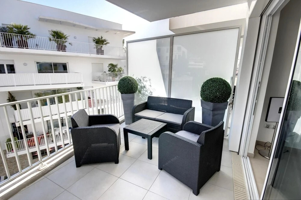 Apartment With 2 Bedrooms in Cannes, With Wonderful City View, Furnish
