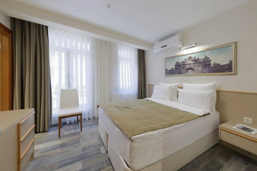 Nishant Hotel