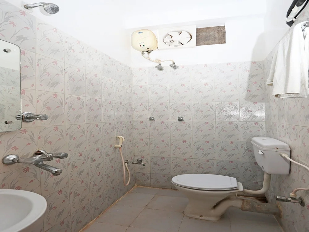 OYO 12801 Hotel Nilamadhab