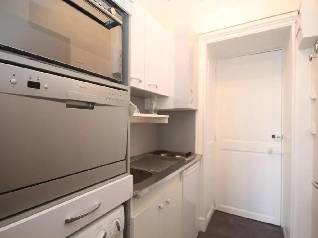 Appartement Mont-Dore, 1 pièce, 3 personnes - FR-1-608-171