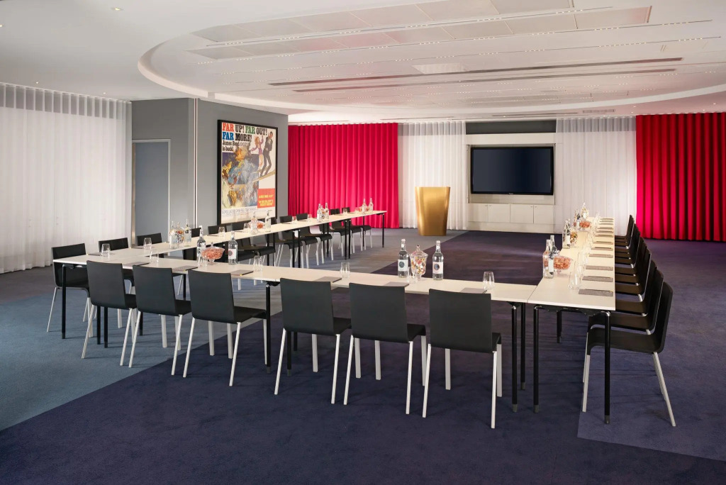 Sea Containers London