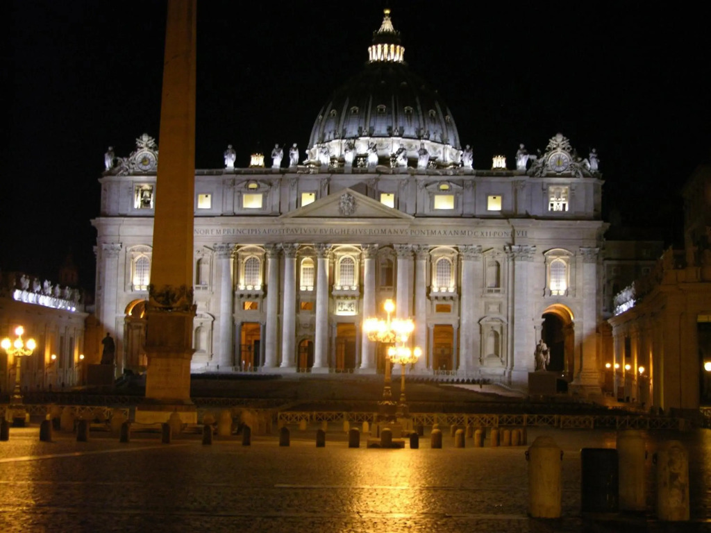 Vatican White Domus