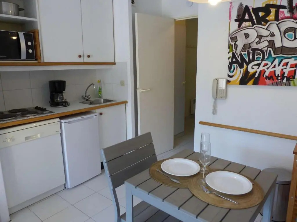 Studio Le Lavandou, 1 pièce, 4 personnes - FR-1-308-152
