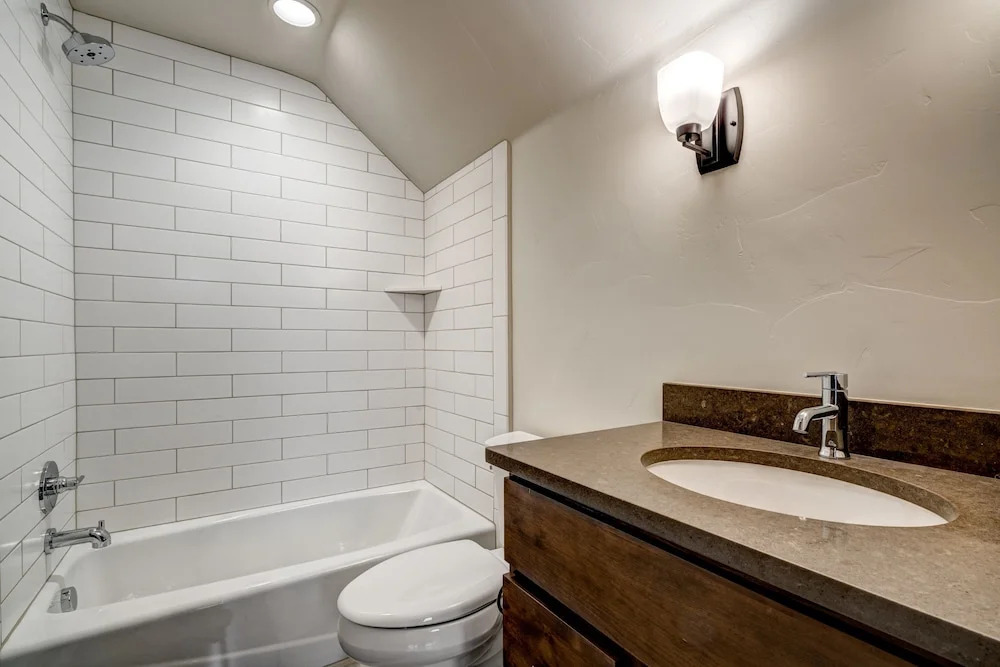 Steamboat Springs Skiers Townhouse by RedAwning