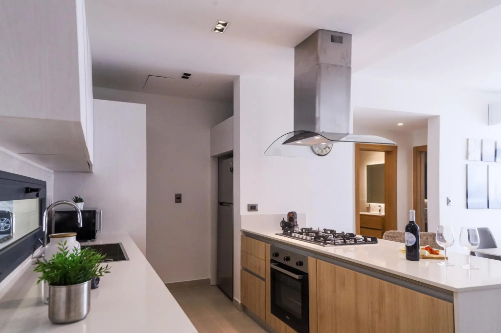 Gorgeous Ground Floor Apartment With Shared Pool A1