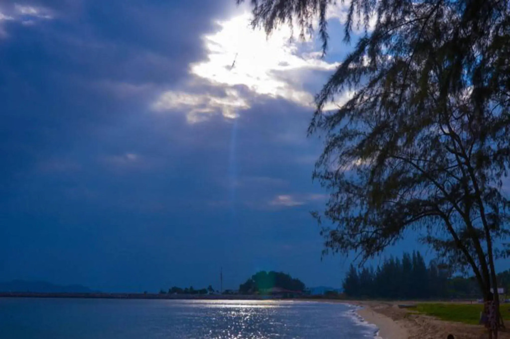 Duangtawan Beach Resort(ดวงตะวัน บีช รีสอร์ท)