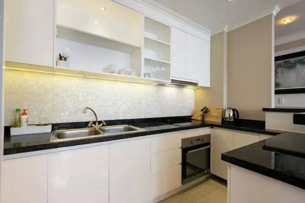 Vertex Luxstay Leman The MarQ Residence