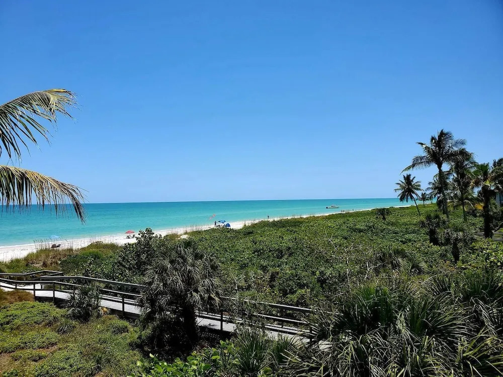 Sanibel Siesta on the Beach Unit 803 2 Bedrooms 2 Bathrooms Condo