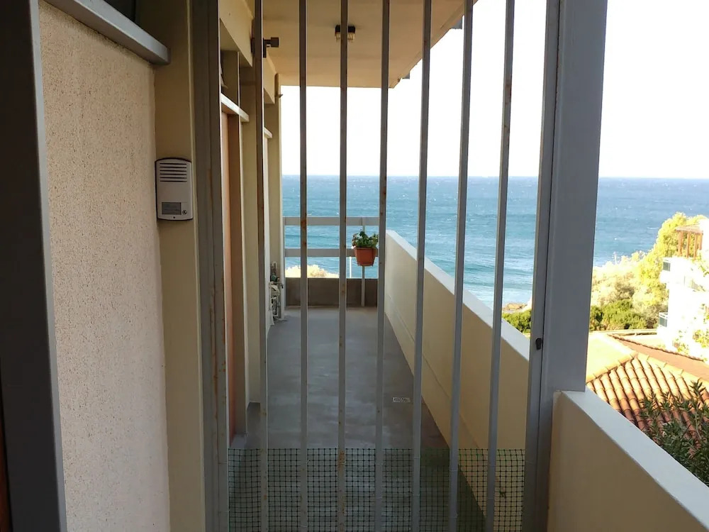 Saronida Summer Studio