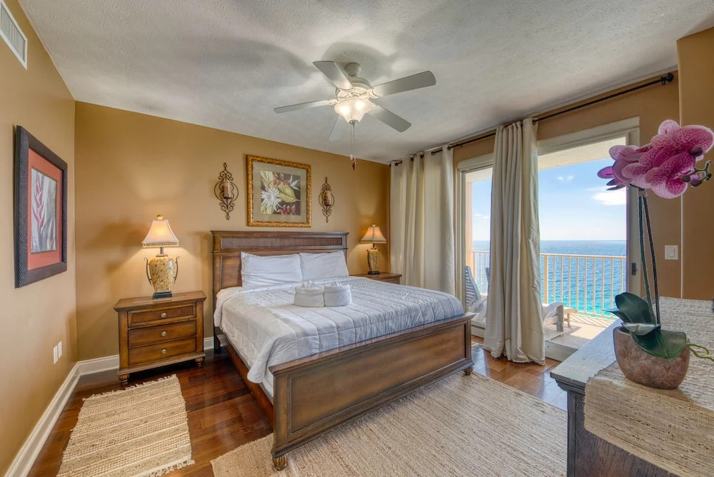 Treasure Island 2202