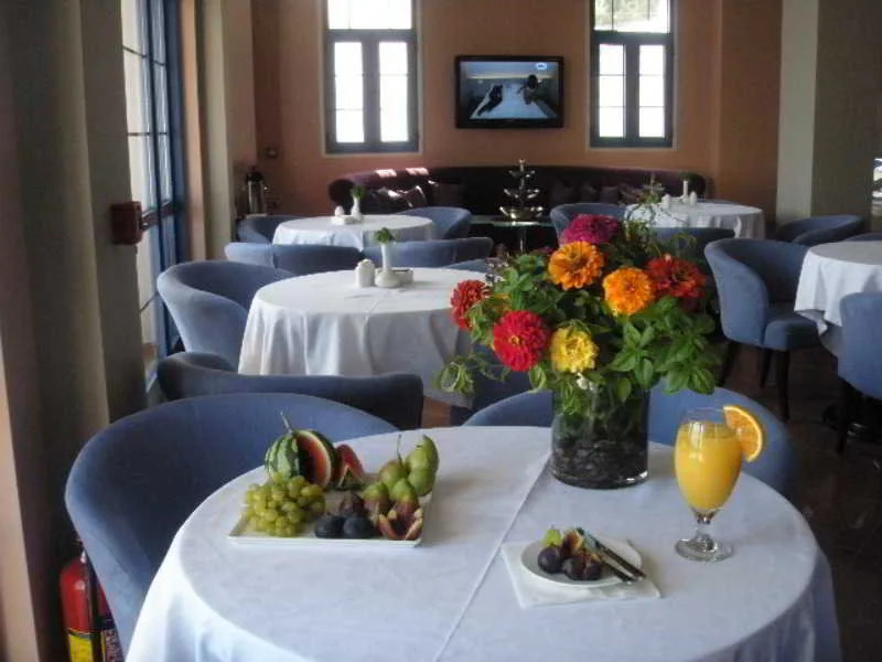 Anesis Hotel