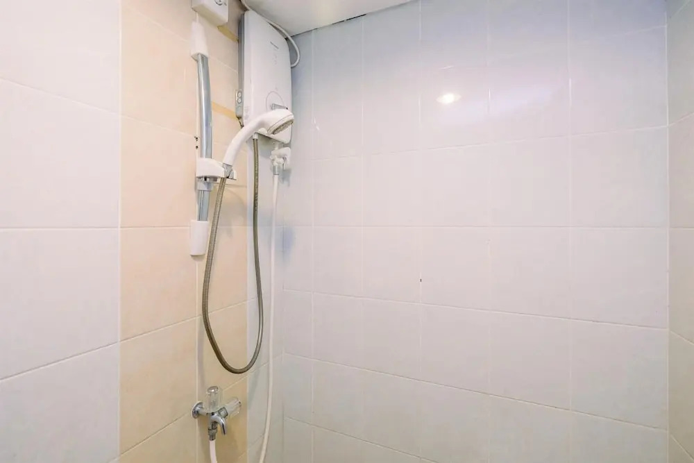 Cozy Stay Studio Room At Taman Melati Margonda Apartment