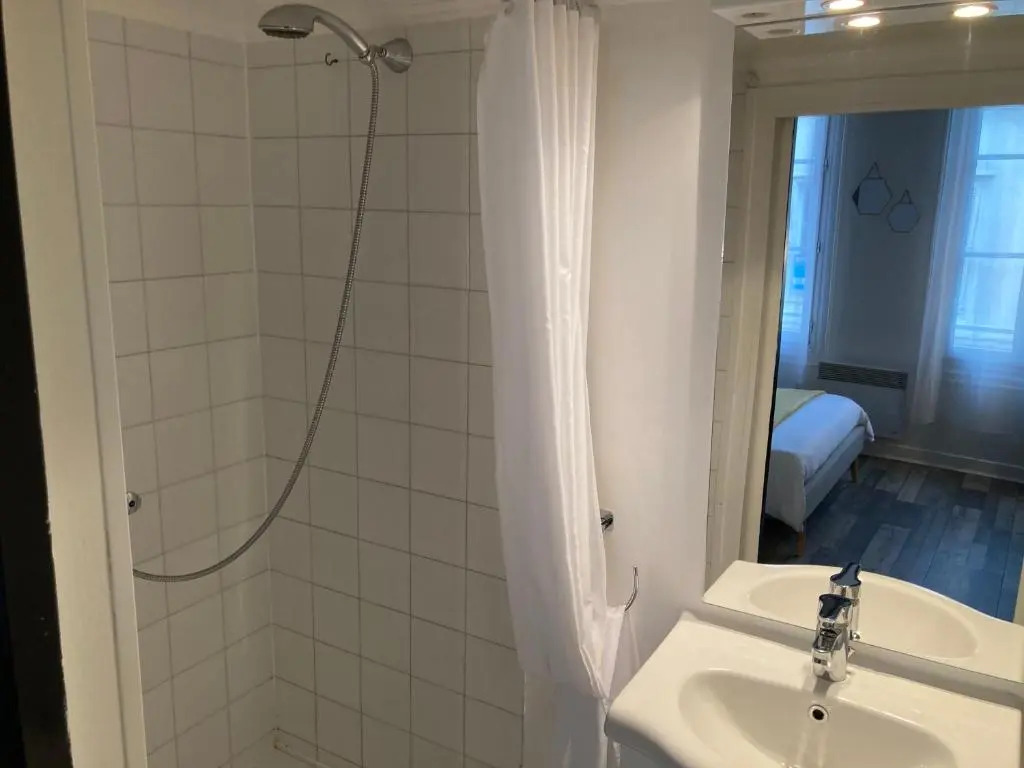 Studio Deschainets - Center of Troyes 200m from the Train Station
