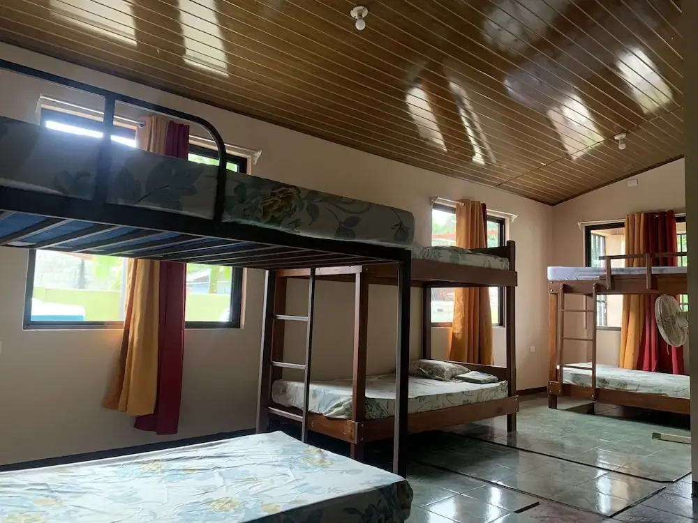 Arenal Family House