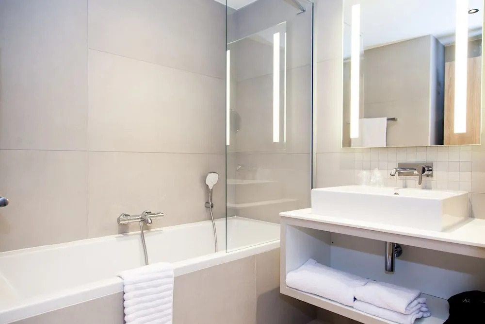 Logis Hotel Relais Saint Jacques - Châteauroux