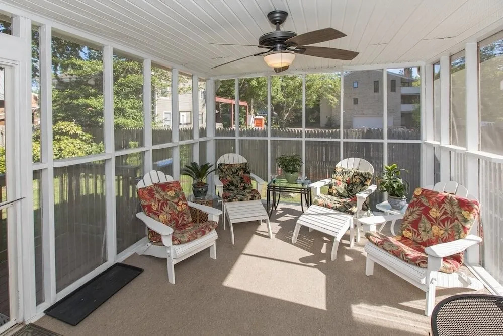 Beach Wood Retreat 4 Bedrooms 2 Bathrooms Home