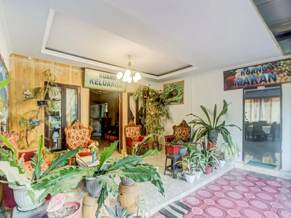 Tangkoko Jungle Homestay