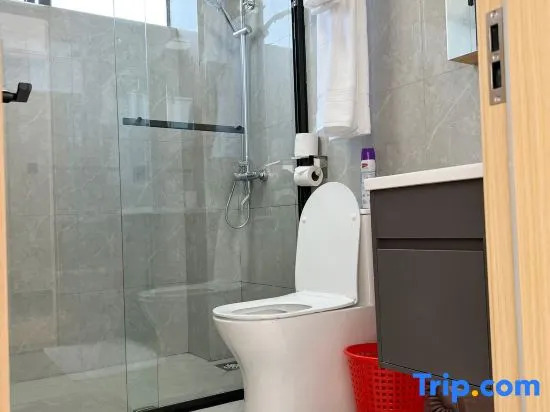 Modern 2 Bed, 2 Bath with Gym & Pool Kilimani