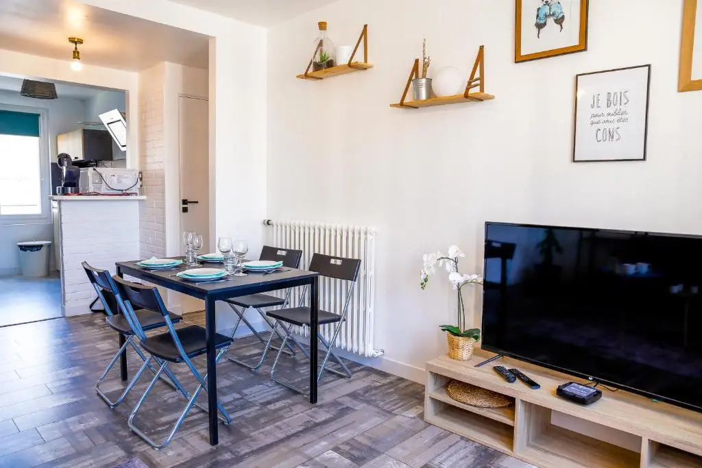 Kailhenn: joli T3 cosy, bien équipé, proche tram