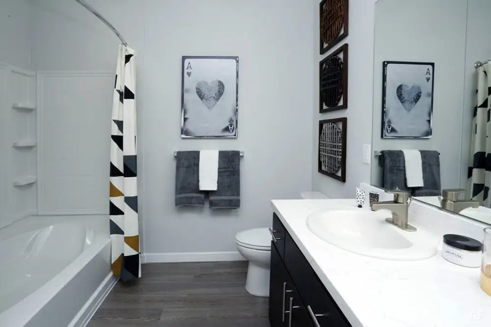 Luxury Condos at Anton Menlo w Pool & Amenities