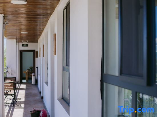 Xixiu Wooden House Guesthouse
