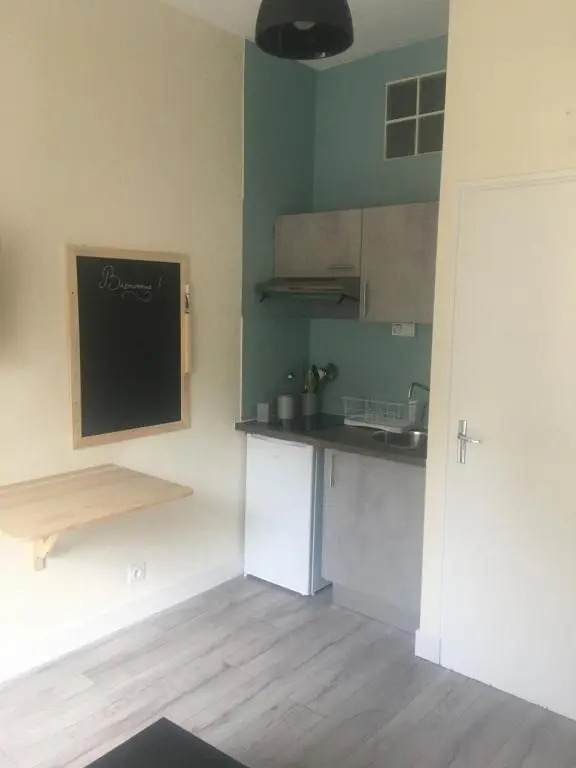 Studio face aux thermes Linge Compris