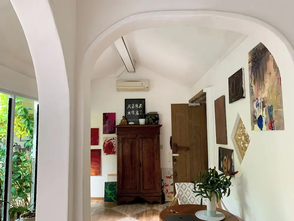 Tropical Oasis 2 BR Villa - Near Beach