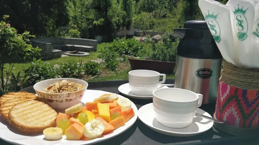 Regenta Place Dalhousie Just 500 Meters Walkable from Mall Road