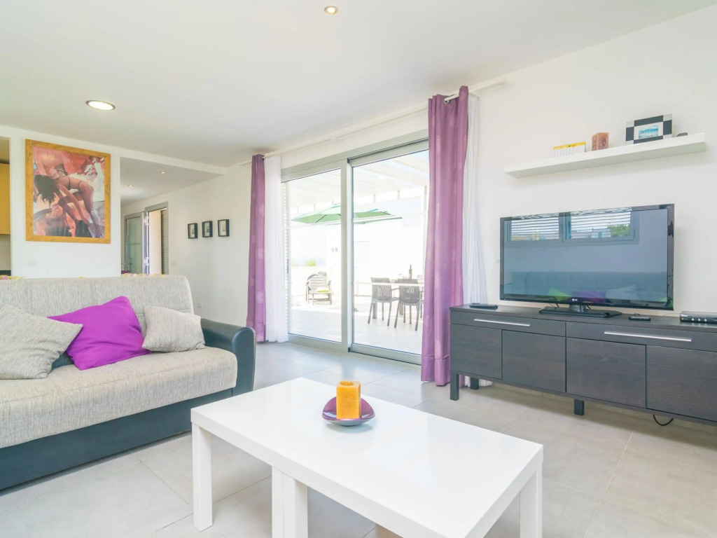 BORGES - Apartment for 6 people in Son Serra de Marina.