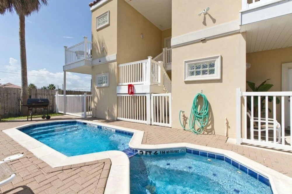 Acqua Dolce I 3 by Padre Island Rentals