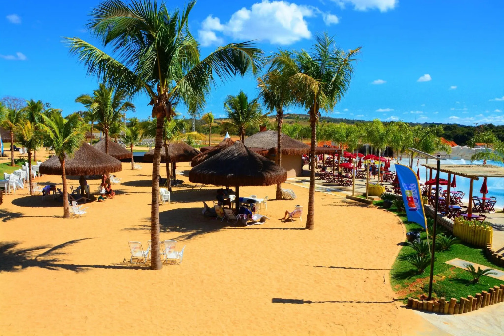 Lagoa Quente Hotel