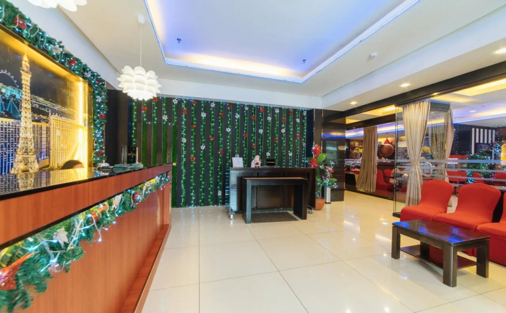 RedDoorz Premium near Trinoma Mall